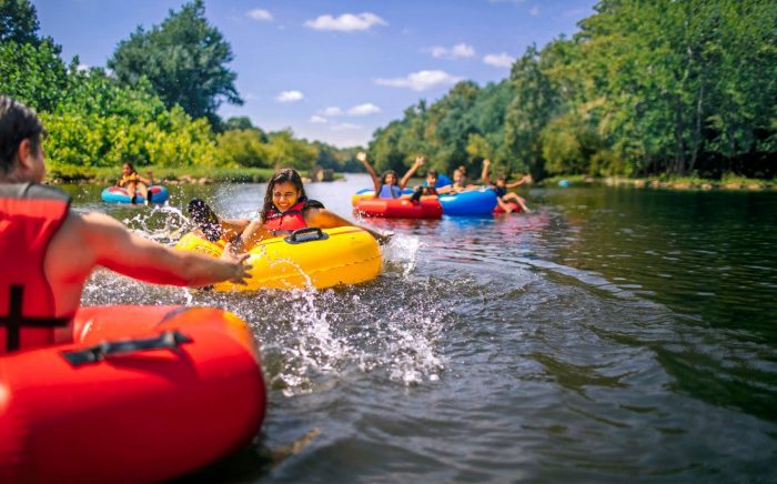 River-Riders-700x436